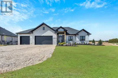 9 CLOVER LANE Norwich (Otterville), Ontario