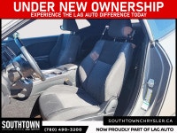 2019 Dodge Challenger SXT Experience the Dodge Challenger SE with only 75390 km on the odometer. Fin... (image 8)