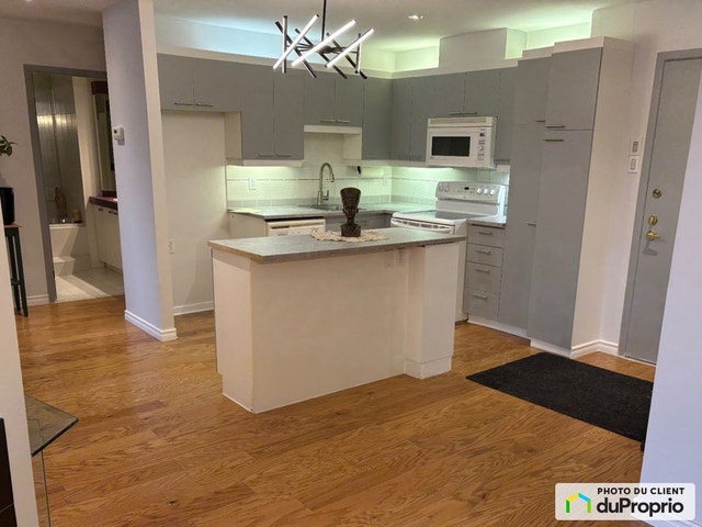 $399,900 - Condominium for sale in Chomedey — photo 2