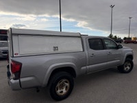 2018 TOYOTA TACOMA 4X4 DOUBLE CAB V6 TOW HITCH HEATED SEATS/MIRRORS ONLY $224.27 BI WEEKLY WITH $0 D... (image 8)