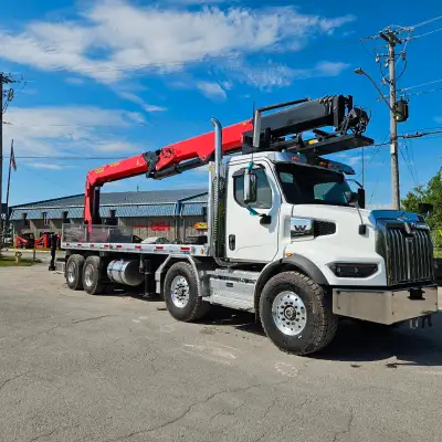Brand new 2024 Western Star with Palfinger PW50001 installed ready for pickup today. Palfinger PW500...