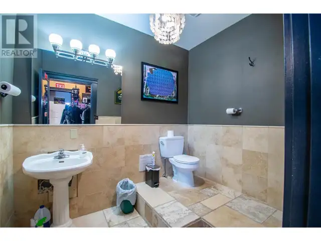 2203 18 Avenue Unit# 2 Vernon, British Columbia in Commercial & Office Space for Sale in Vernon - Image 28