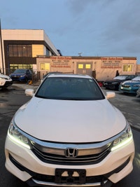2017 Honda Accord – Backup Camera | Side Mirror Camera | Mileage: 171,179 km Automatic Transmission... (image 1)
