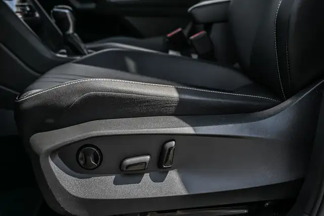 2023 Volkswagen Tiguan Comfortline | Toit pano | Apple Carplay | in Cars & Trucks in Longueuil / South Shore - Image 10