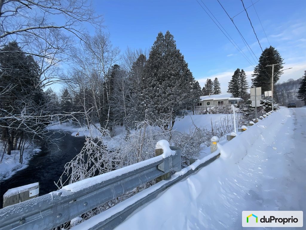 $395,000 - Bungalow for sale in Lac-Aux-Sables — photo 2