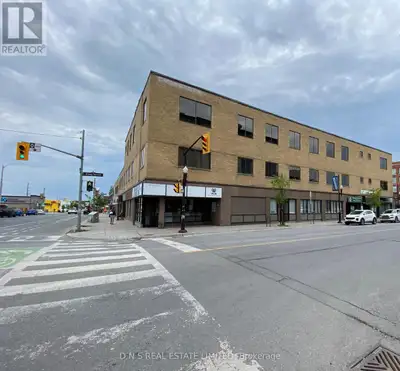 Approximately 2,300 Sf Professional Office/Institutional Space Suitable For Fitness/Dance Studio. Ma...