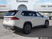 Loaded Platinum | HybridMAX *RARE* | 362HP | New Arrival Imagine effortlessly navigating bustling ci... (image 5)