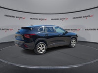 // ACCIDENT FREE!! // This 2024 Chevrolet Trax LS FWD is a smart choice for drivers who want modern... (image 7)