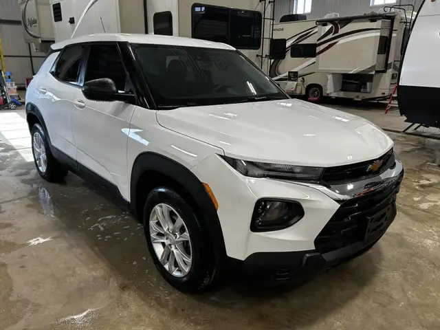 2023 CHEVROLET TRAIL BLAZER LT in Cars & Trucks in Owen Sound - Image 6