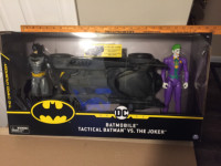 Batman Figures with Batmobile NEW