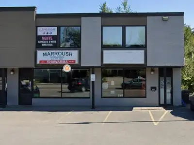 Prime Investment Opportunity! Well-established, high-traffic restaurant located on a highly visible...