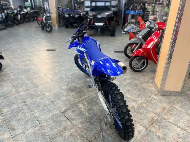 2025 YAMAHA YZ250F in Dirt Bikes & Motocross in Saguenay - Image 15