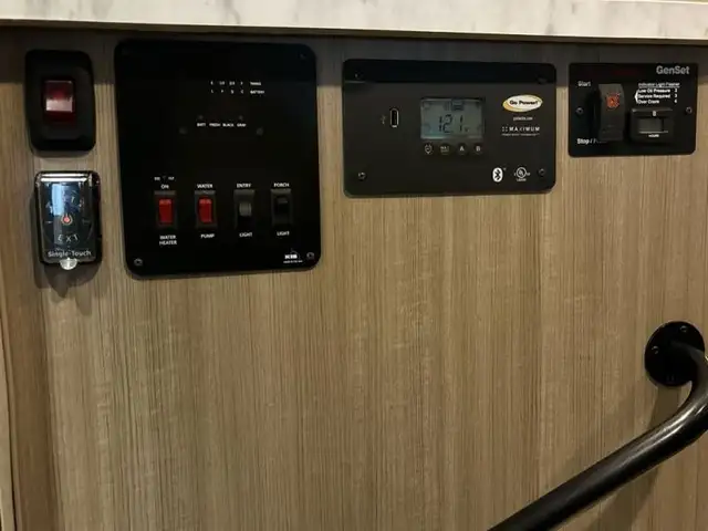 2023 Adventurer LP Class C Adventurer 24DS in RVs & Motorhomes in Kelowna - Image 32