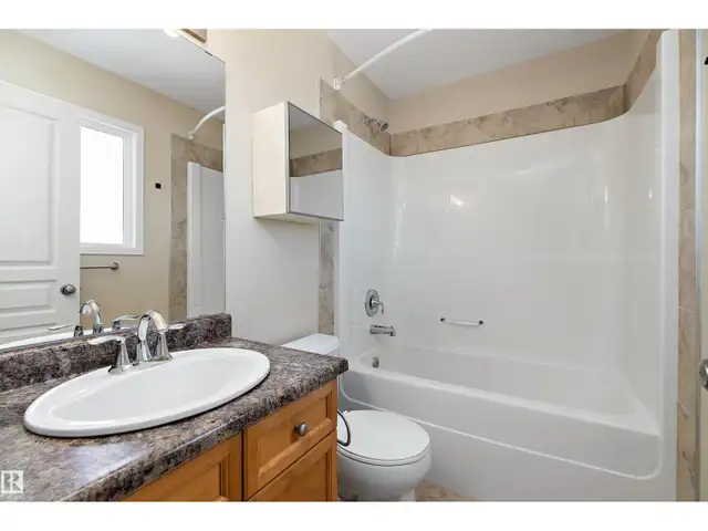 54 BIRCHGLEN CR Leduc, Alberta in Houses for Sale in Edmonton - Image 30