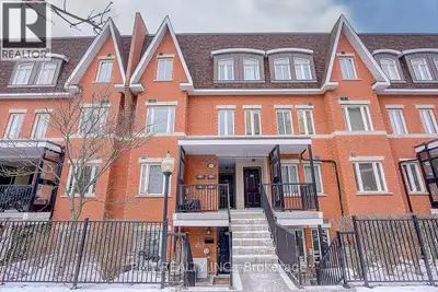 126 - 316 JOHN STREET Markham (Aileen-Willowbrook), Ontario