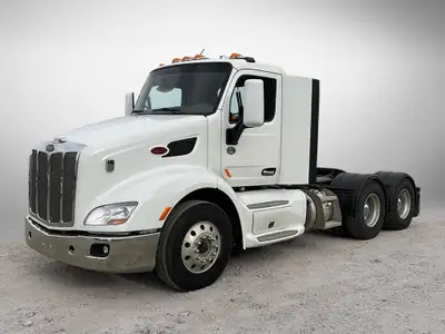 Notes: Status: AVAILABLE Engine Make: PACCAR Engine HP: 455 Trans Model: Rear Axle Weight: Sleeper T...