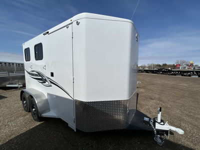 2025 Titan Royal II 2 Horse Bumper Pull Trailer – 2x3500lb axles – 16’ – slant load – feed windows –...