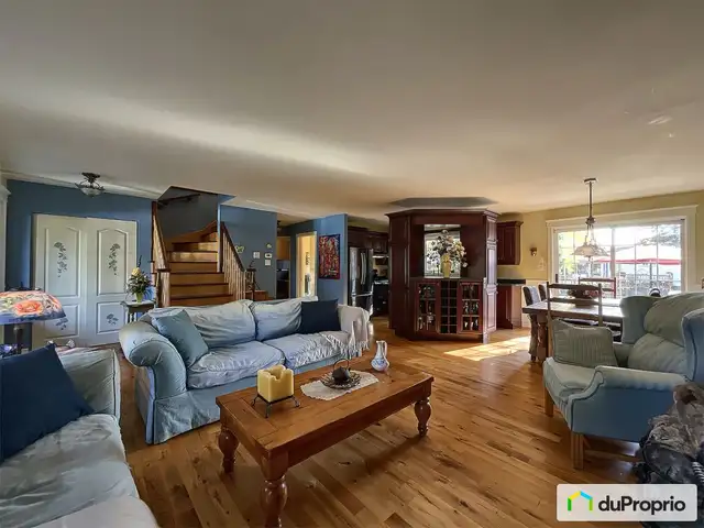 $730,000 - 2 Storey for sale in St-Basile-Le-Grand in Houses for Sale in Longueuil / South Shore - Image 6