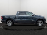 Premium Leather Bucket Seats, Dual-Pane Panoramic Sunroof, Remote Start System, Heated Front Seats,... (image 5)