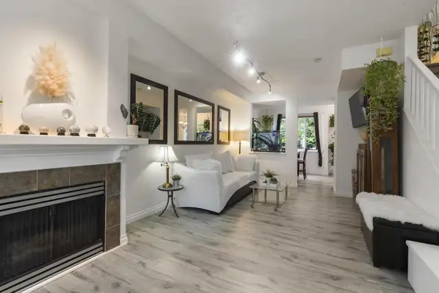 7 6445 ROSEBURY LANE Surrey, British Columbia63008313329667123