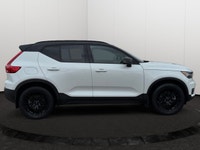 Moonroof | Heated Seats | 9 Inch Touchscreen Experience the athletic and Scandinavian-sophisticated... (image 5)