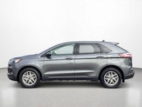 This Ford Edge boasts a Intercooled Turbo Premium Unleaded I-4 2.0 L/122 engine powering this Automa... (image 1)