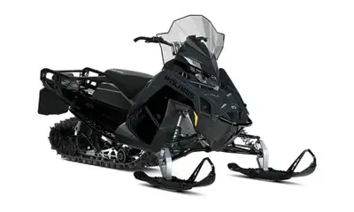 La Voyageur SP 155 COMPREND : Type de système de transmission : carter de chaîne Amortisseur avant :...