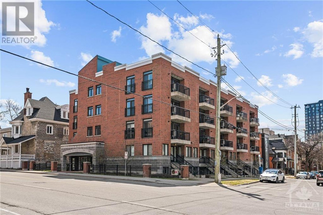 456 KING EDWARD AVENUE UNIT#401 Ottawa, Ontario in Condos for Sale in Ottawa - Image 2