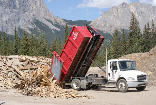 Truck Driver in Drivers & Security in Banff / Canmore - Image 3