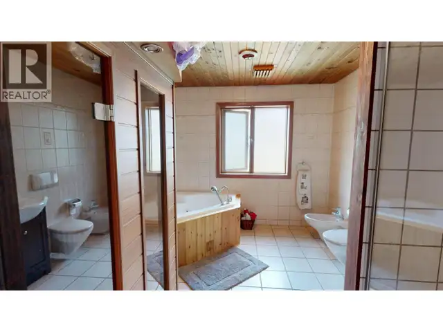 7524 THOMAS POINT ROAD 100 Mile House, British Columbia in Houses for Sale in 100 Mile House - Image 20