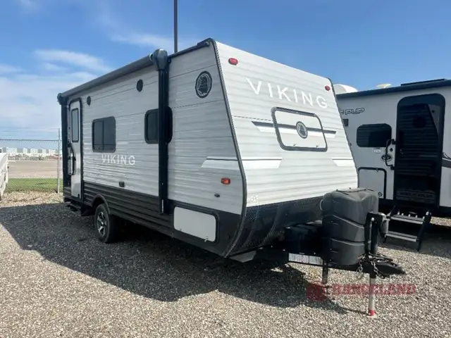 2019 Forest River RV Viking 17FB in Travel Trailers & Campers in Calgary - Image 2