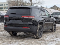 This Jeep Grand Cherokee L has a durable Regular Unleaded V-6 3.6 L/220 engine powering this Automat... (image 7)