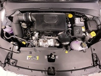2.0 L I4 Gas Engine. Four wheel drive. 8-Speed Automatic Transmission. 5 Passenger. Forward collisio... (image 6)
