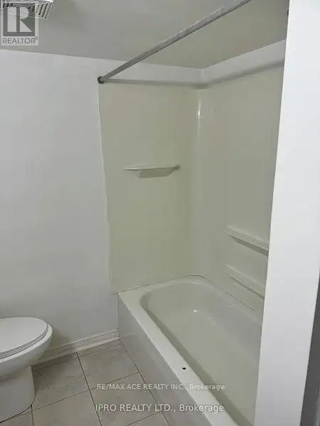 WALKOUT BASEMENT - 20 HAWTHORNE ROAD Mono, Ontario in Long Term Rentals in Oakville / Halton Region - Image 9