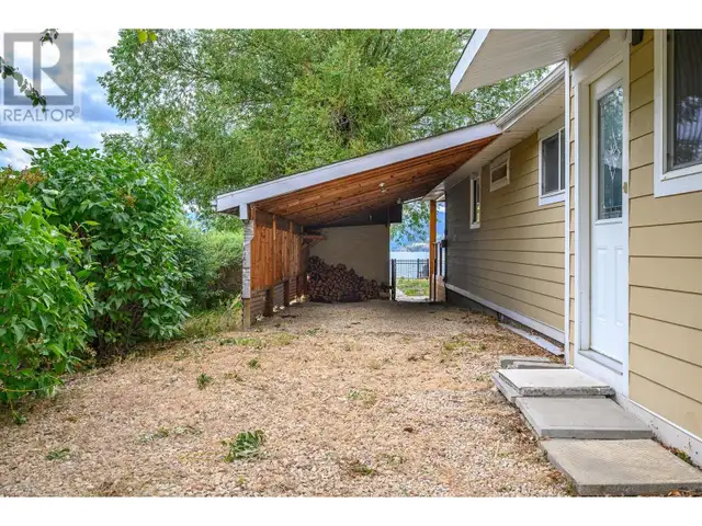 2612 Lakeshore Road Vernon, British Columbia in Houses for Sale in Vernon - Image 32