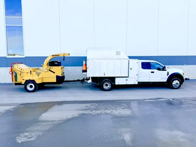 2019 FORD F-550 XLT EXTENDED CAB 4X4 DIESEL ALUMINIUM CHIP TRUCK in Heavy Trucks in Calgary - Image 7