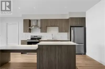 15 GLEBE ST Unit# 710 Cambridge, Ontario
