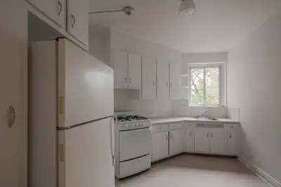 Akelius two bedroom apartment for rent. Located near Chem. de la Côte-des-Neiges in the Cote-des-Nei...
