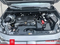 XLE AWD Engine: 4 Cylinder Engine 2.5L L/100Km City: 8.8 L/100Km Hwy: 7.1 Safety Equipment Electroni... (image 7)