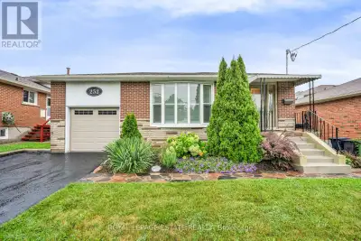 A Cherished One-Owner Home in the Heart of Woburn! Welcome to this lovingly maintained one-owner, 3-...