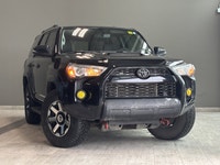 Four Wheel Drive,Tow Hitch,Conventional Spare Tire,Tires - Front All-Season,Premium Synthetic Seats,... (image 1)