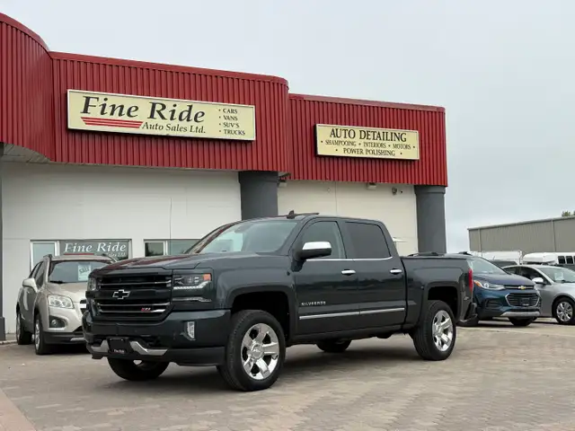2017 Chevrolet Silverado 1500 LTZ Crew Cab Z71 *ONLY 150,000KMS*