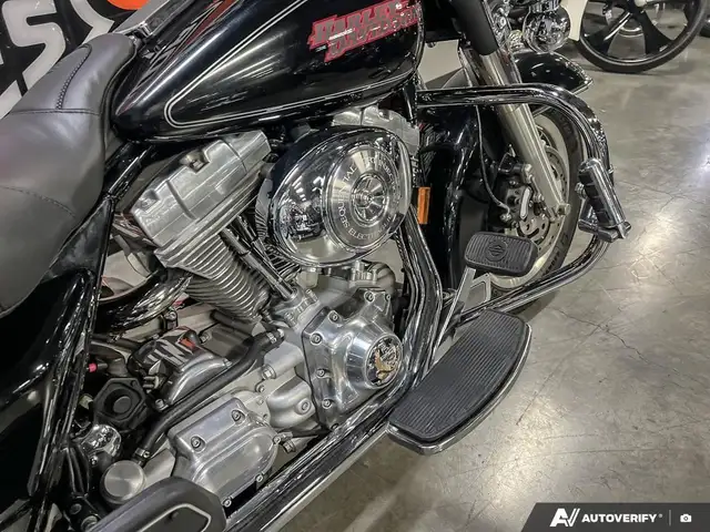 2006 Harley-Davidson FLHTI ELECTRA GLIDE STD in Sport Touring in Calgary - Image 11
