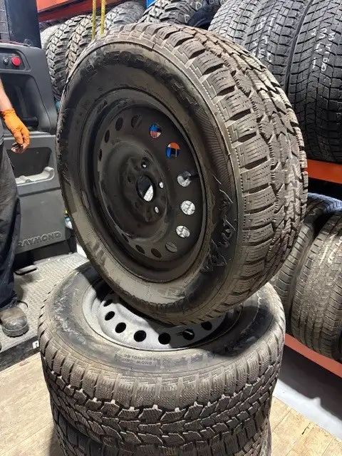 *USED* HERCULES AVALANCHE RT 225/60R16 in Tires & Rims in Grand Bend - Image 4