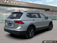 The advertised vehicle price is based on a promotional finance offer. Customers who purchase the veh... (image 4)