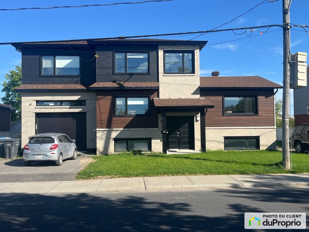 $875,000 - Bungalow for sale in Longueuil (St-Hubert) — photo 2