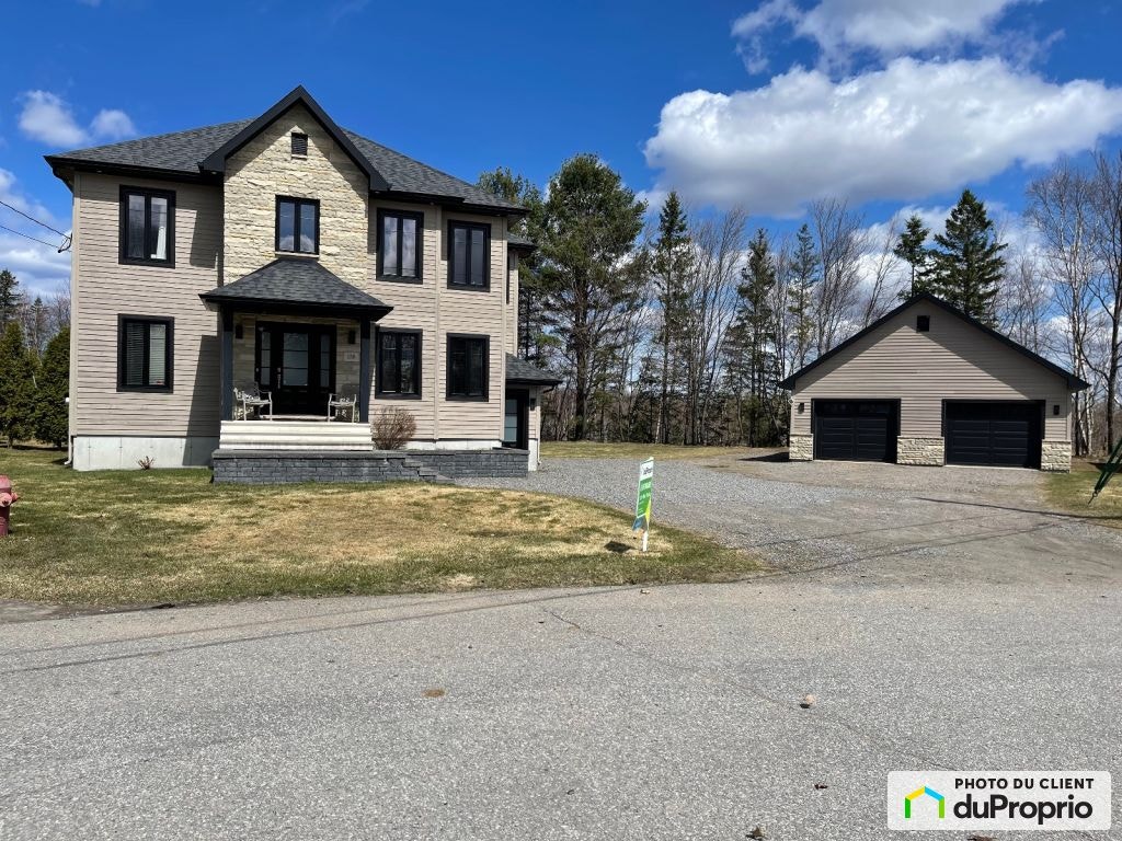 $849,000 - 2 Storey for sale in Cap-Sante — photo 1