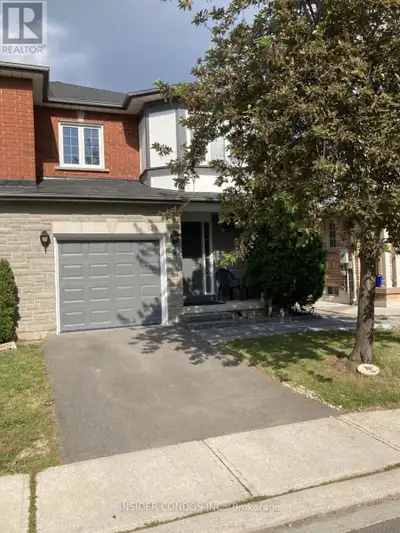 Spacious and clean 3+1 Bedroom, 4 Bathroom approximately 1750 sq. ft end unit townhouse. Like a semi...