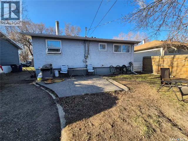 1118 PARK AVENUE Weyburn, Saskatchewan in Houses for Sale in Regina - Image 28
