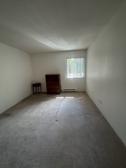 Bright & Spacious 1-Bedroom Suite at Cumberland Park Apartments 4